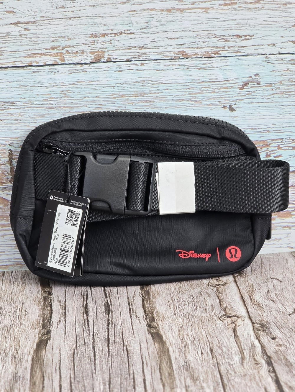 *NWT* LULULEMON X DISNEY
Everywhere Belt Bag 1L Mickey in Motion Graphic - Picture 2 of 5